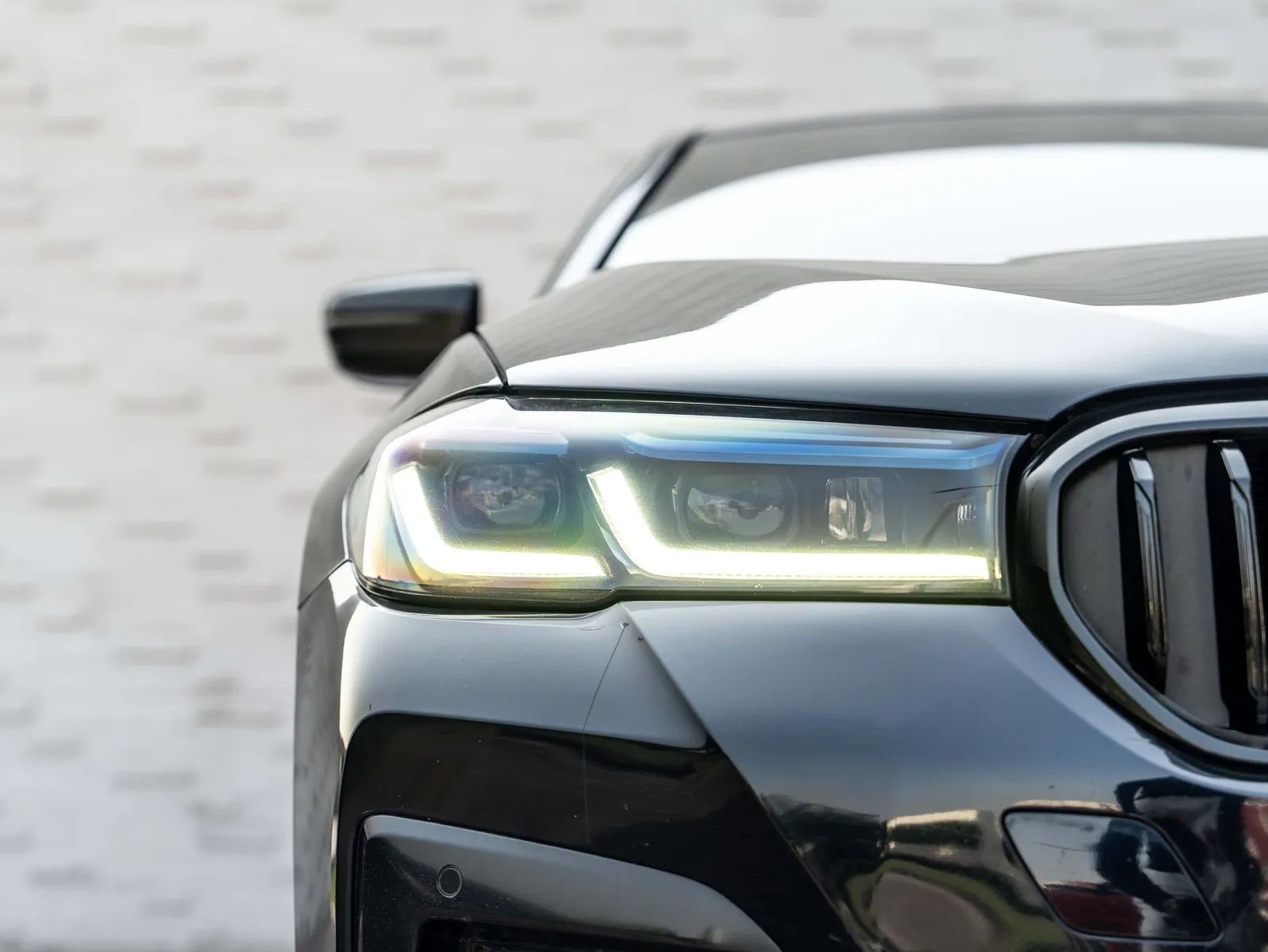 2022 BMW 5 Series photo 5