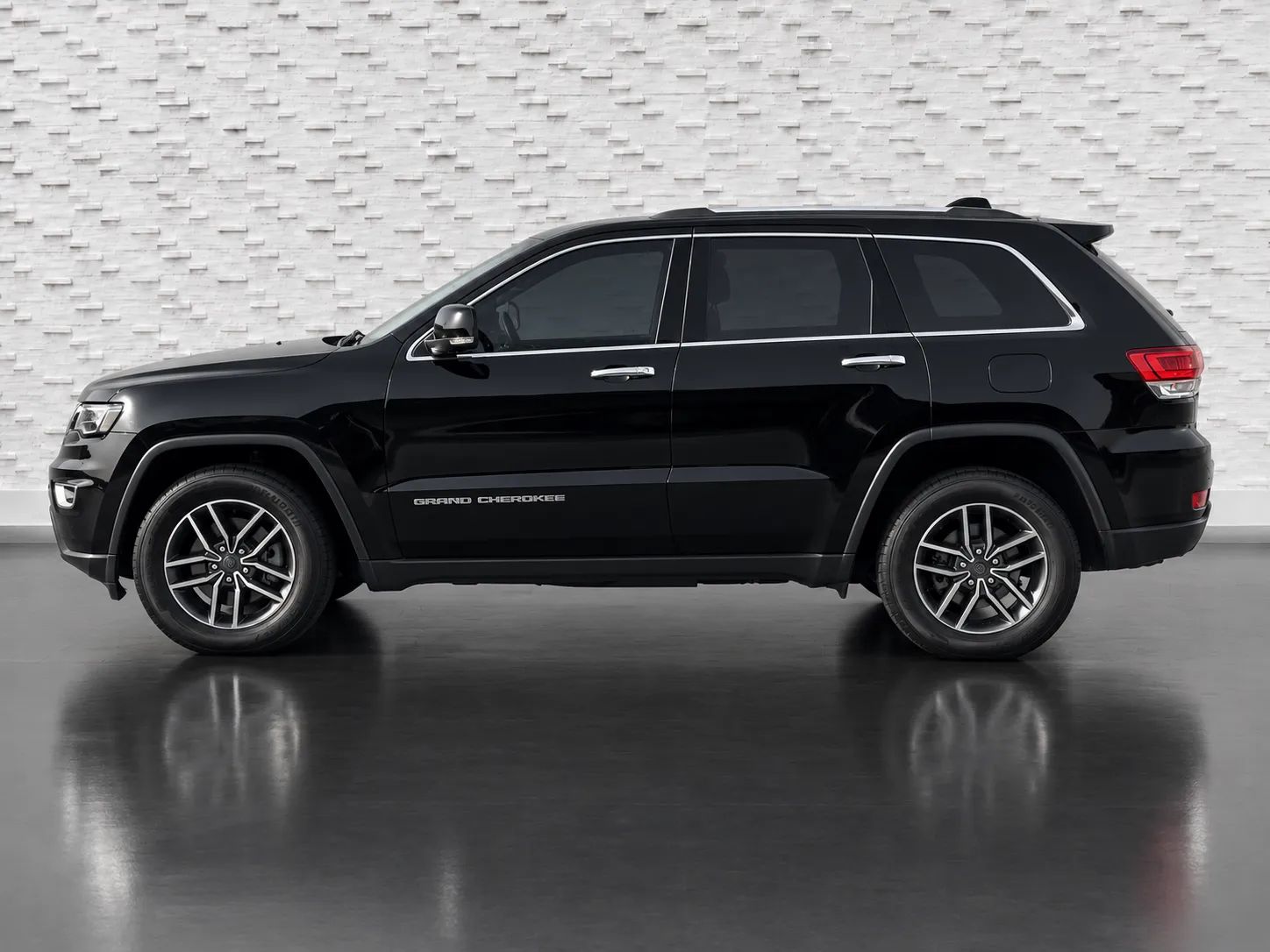2021 Jeep Grand Cherokee photo 4