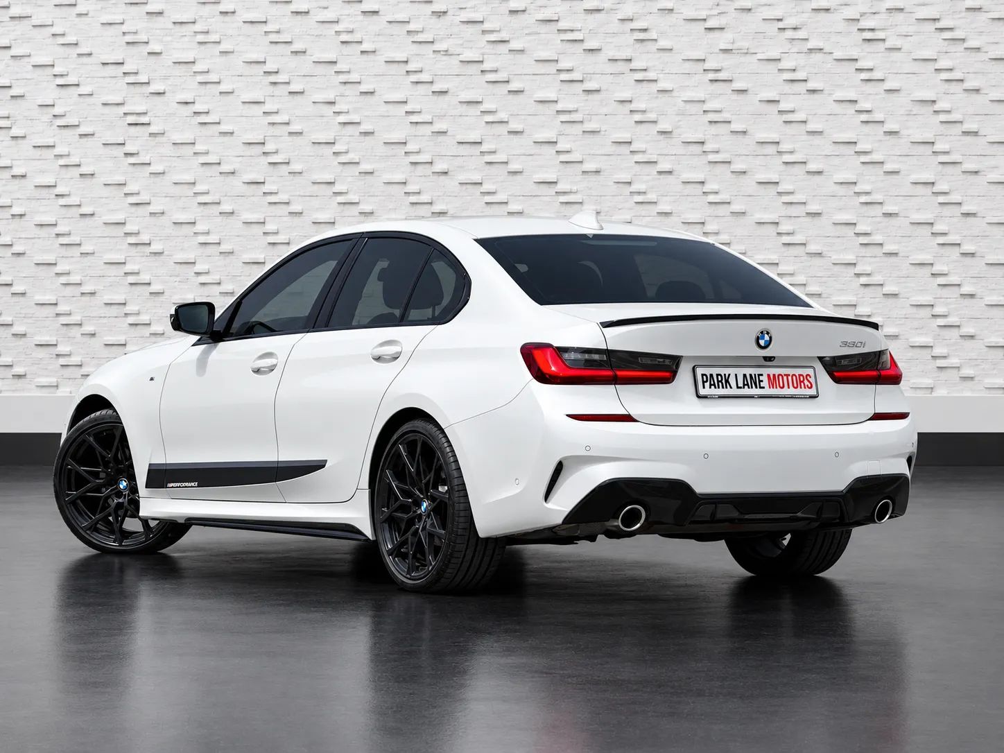 2020 BMW 3 Series photo 3