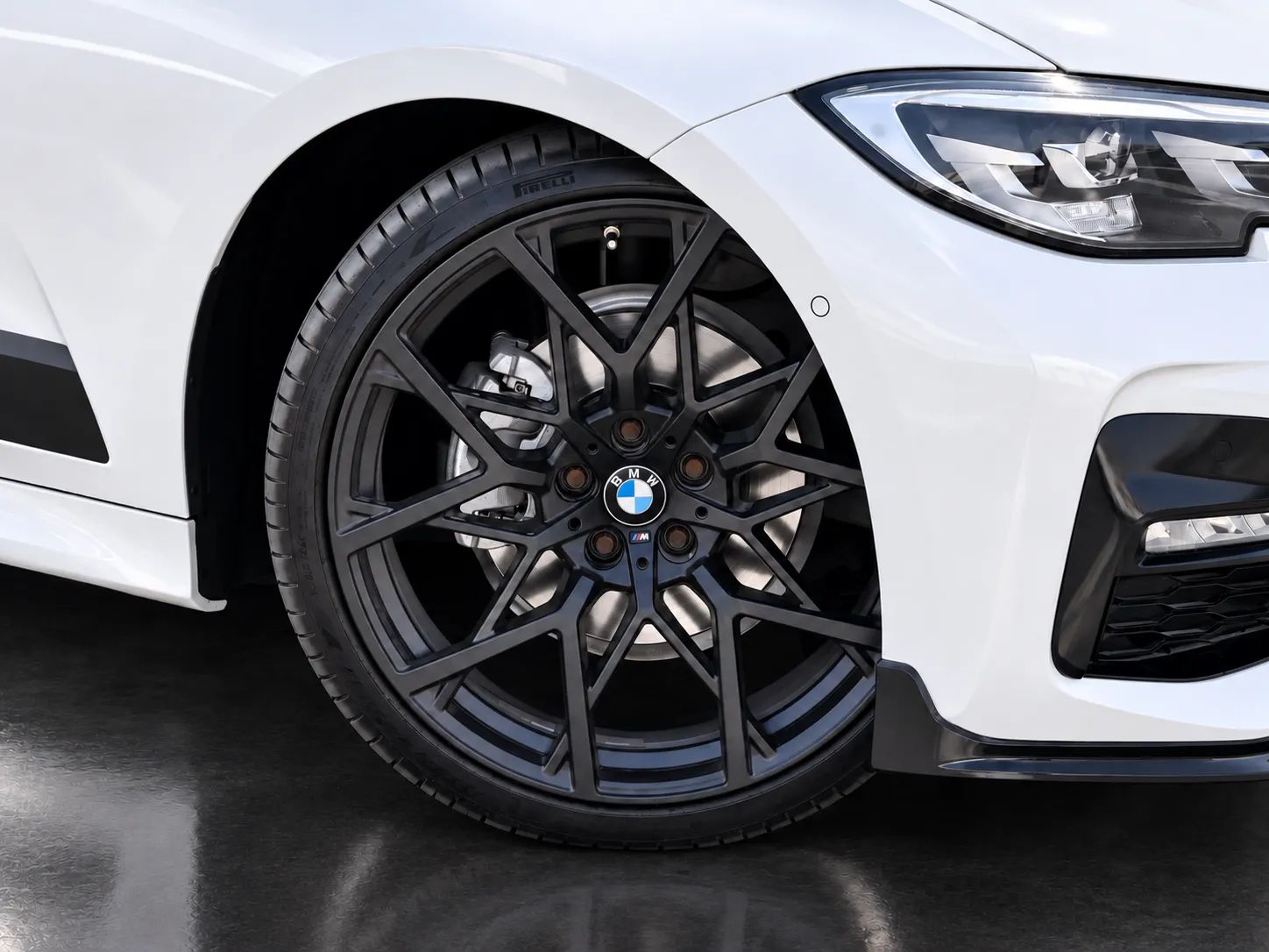 2020 BMW 3 Series photo 5
