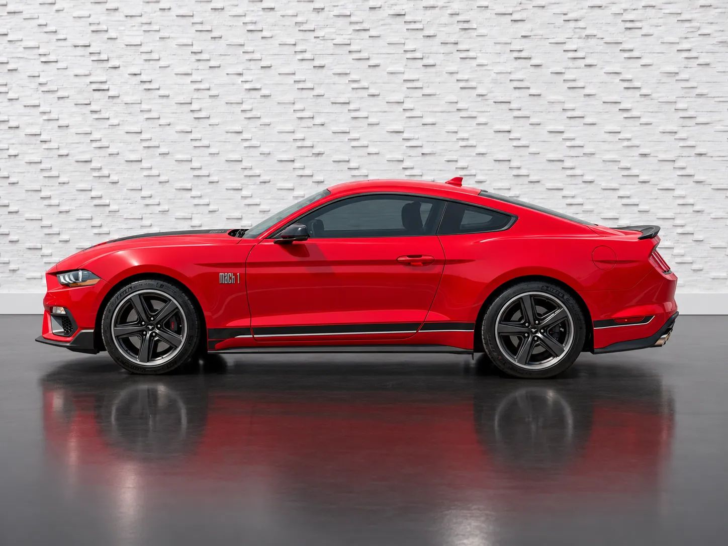 2021 Ford Mustang photo 4