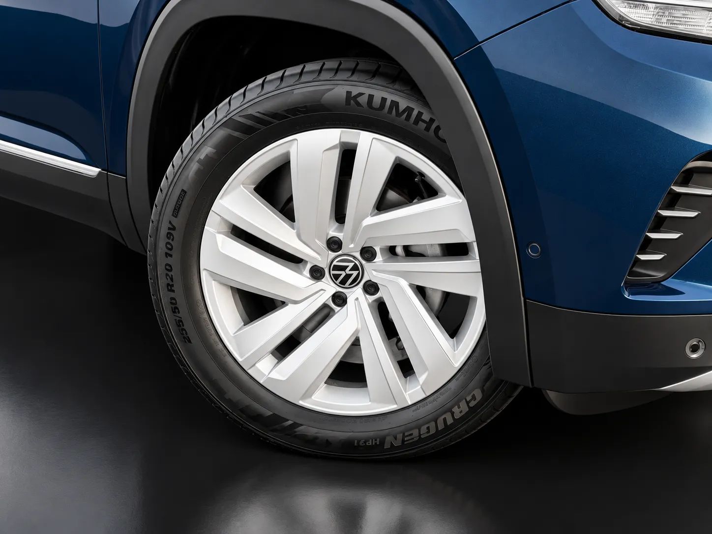 2021 Volkswagen Teramont photo 5
