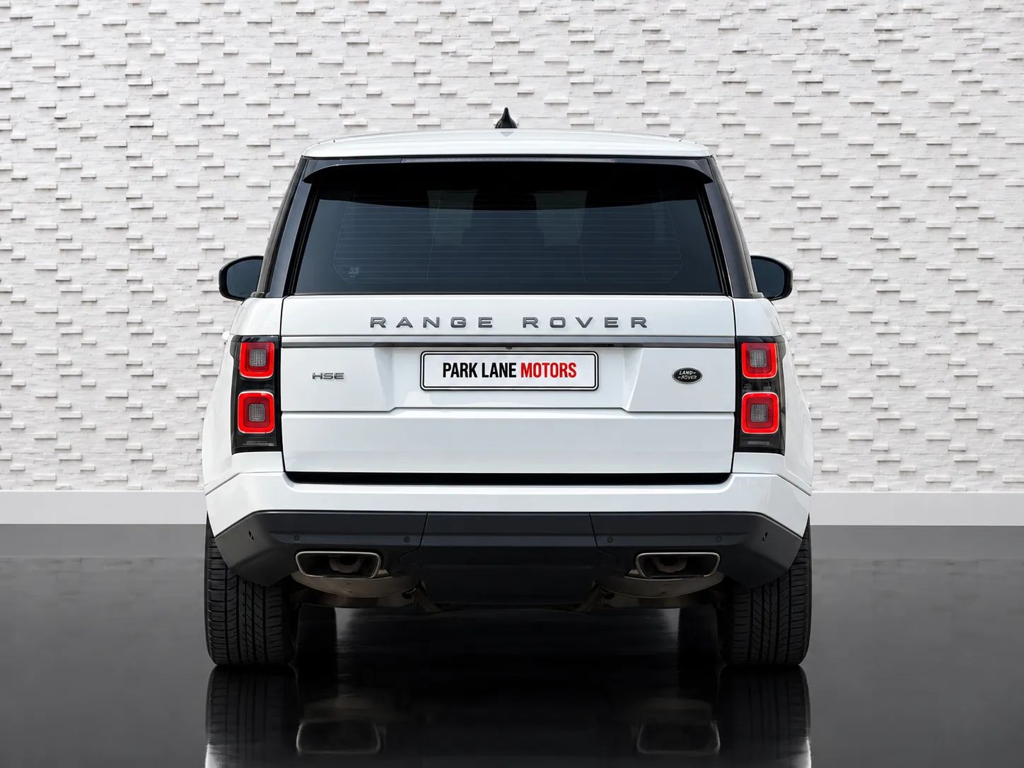 2018 Land Rover Range Rover HSE photo 4