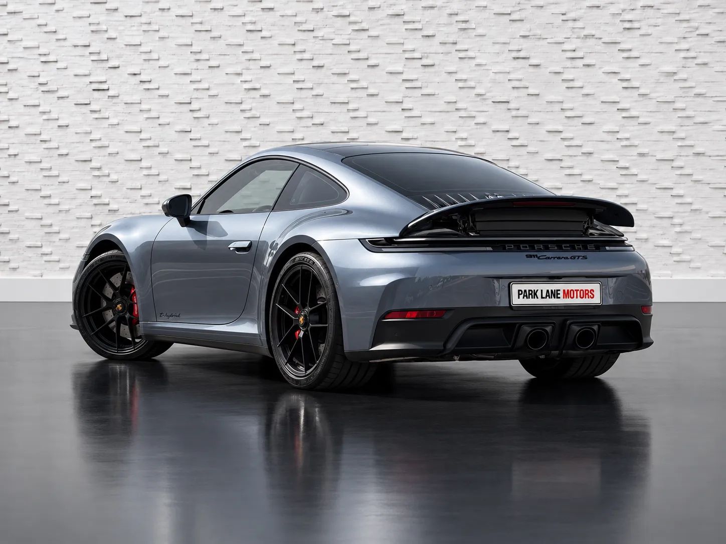 2026 Porsche 911 photo 2