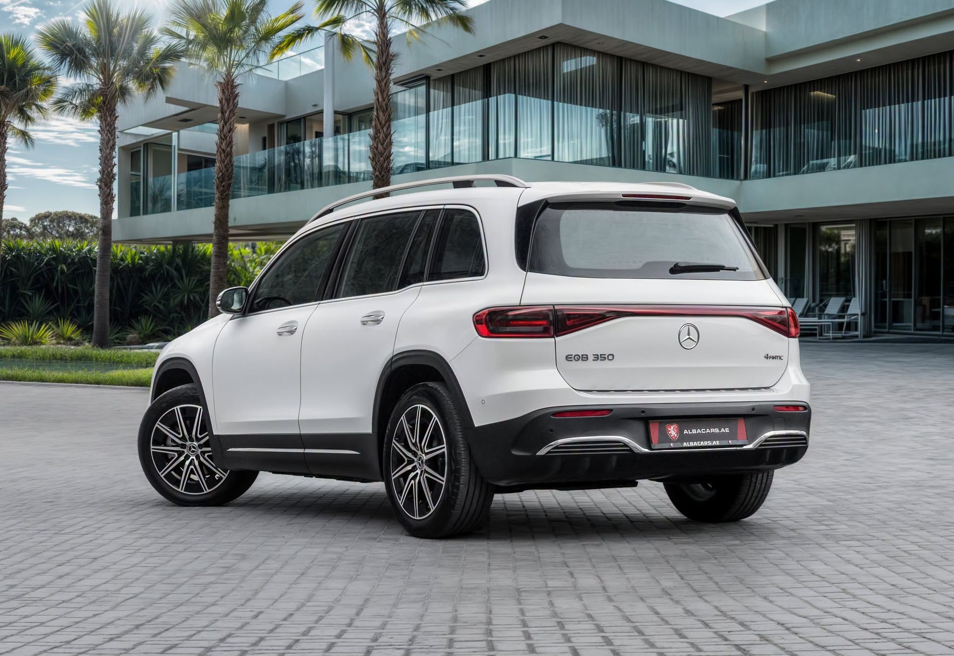2025 Mercedes-Benz EQS photo 3