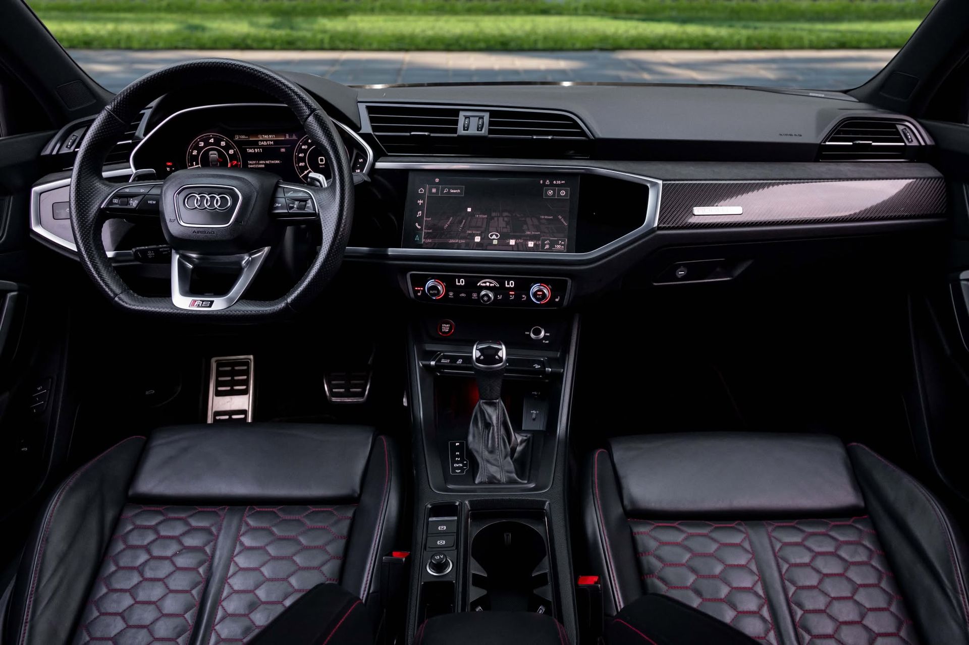2022 Audi RS Q8 photo 5