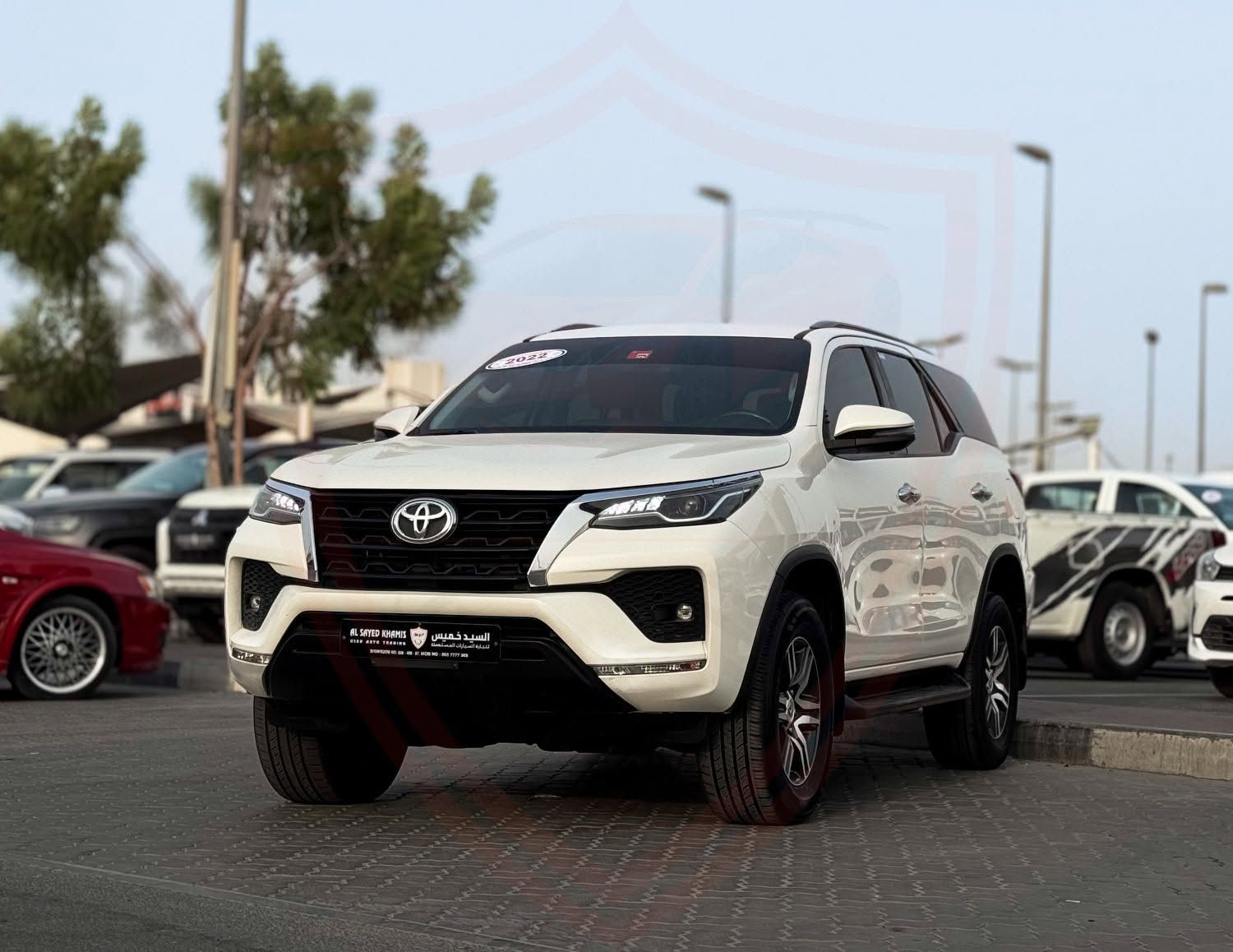 2022 Toyota Fortuner photo 2