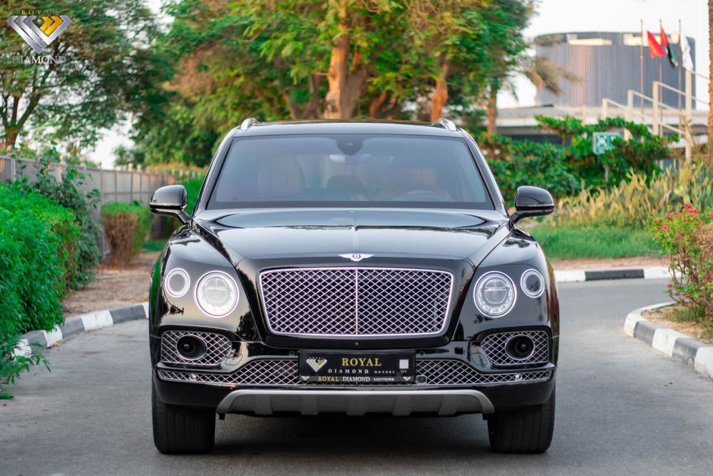 2020 Bentley Bentayga photo 2