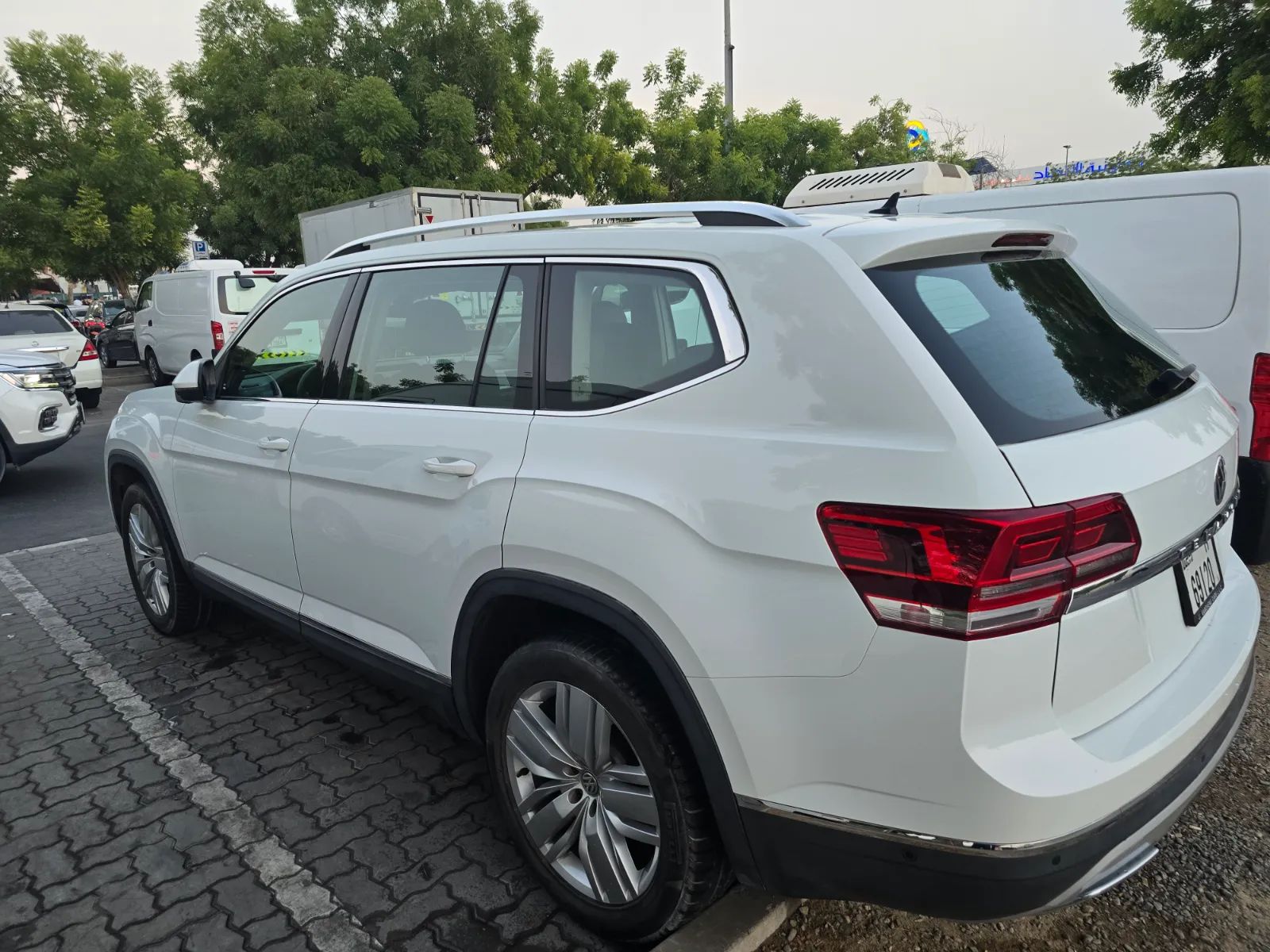 2019 Volkswagen Teramont photo 3