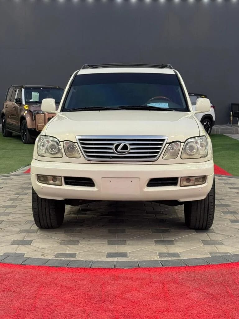 2000 Lexus LX
