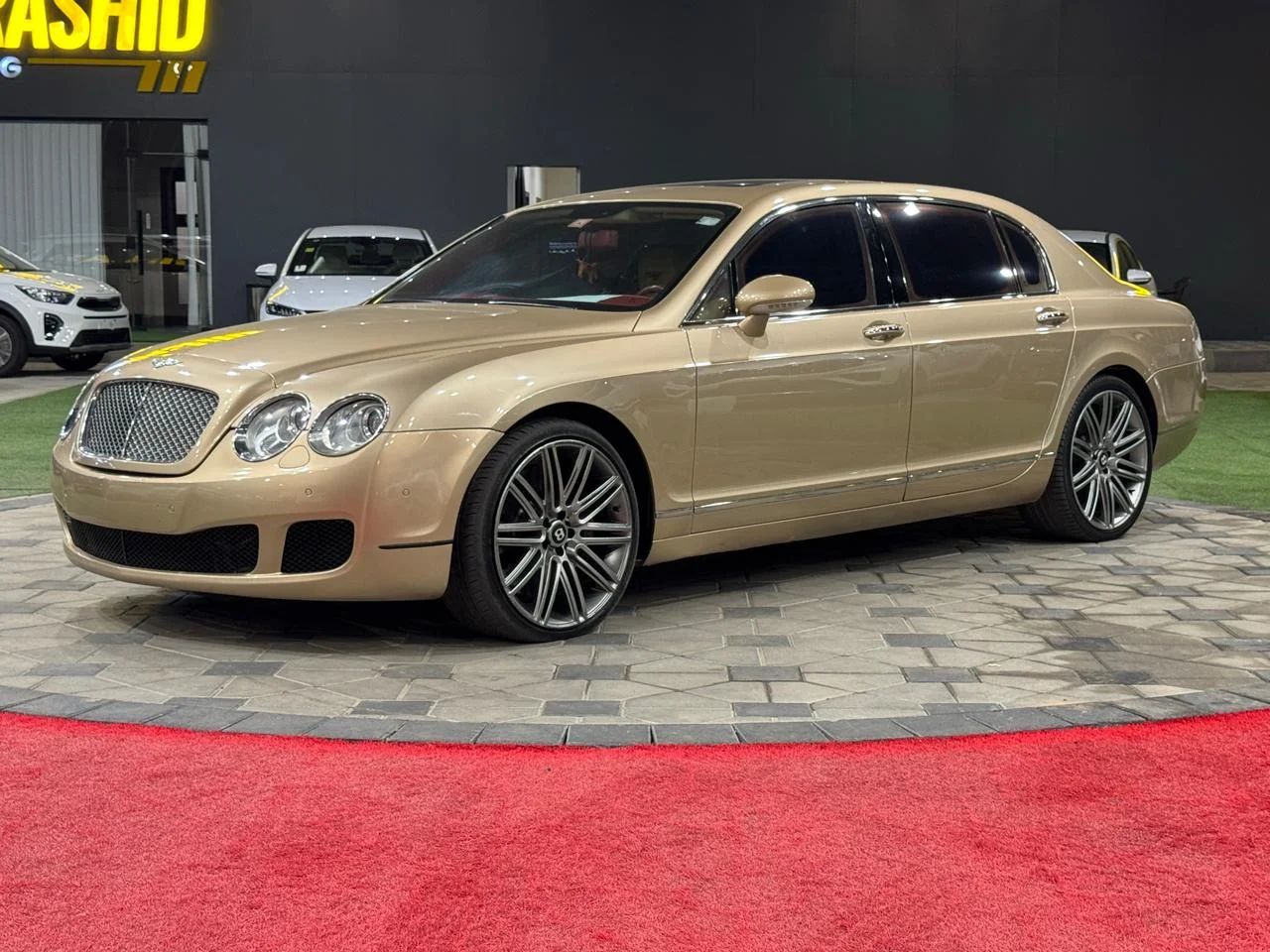 2008 Bentley Flying Spur photo 2