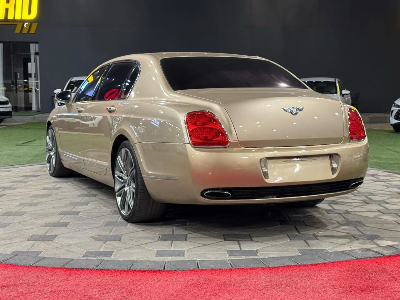 2008 Bentley Flying Spur photo 4