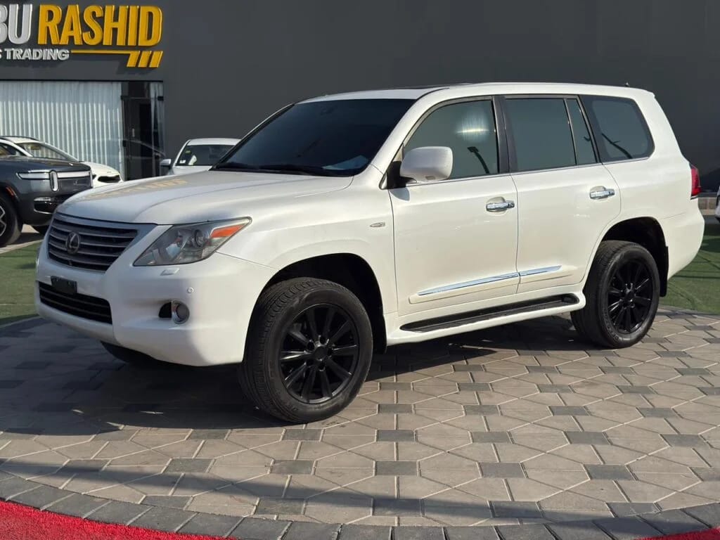 2009 Lexus LX photo 3