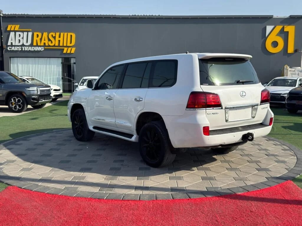 2009 Lexus LX photo 4