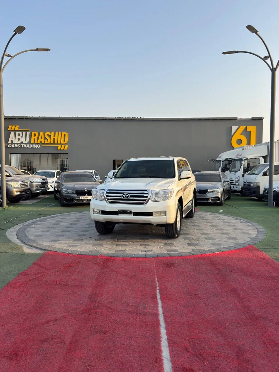 2010 Toyota Land Cruiser photo 2