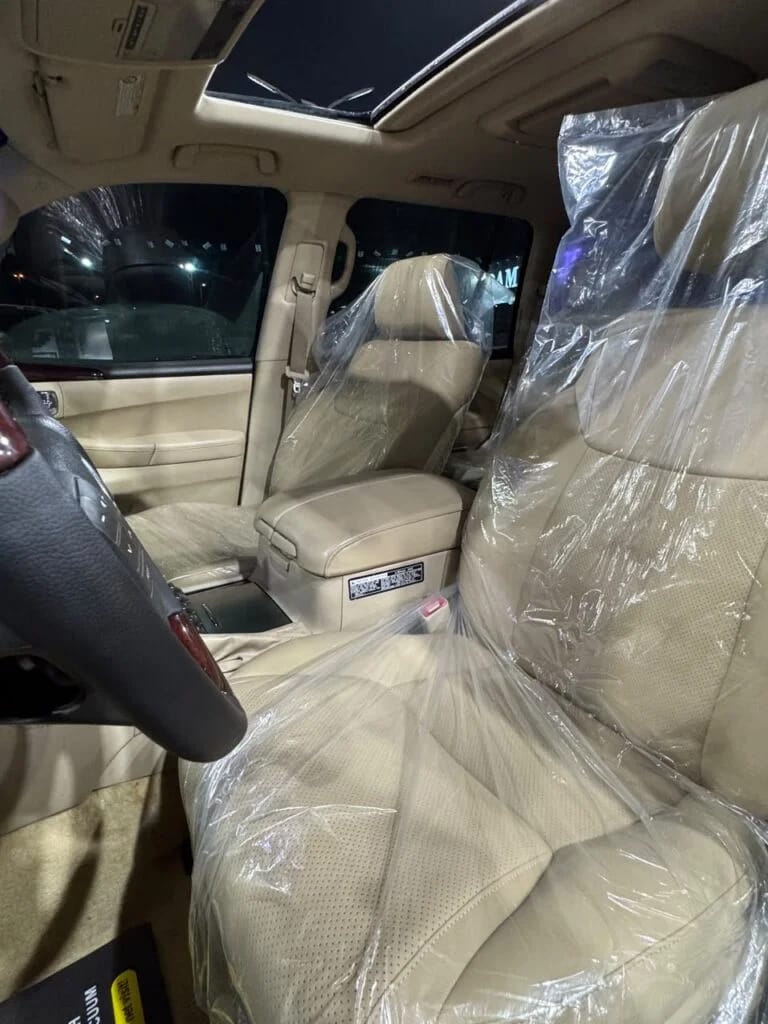 2011 Lexus LX photo 5