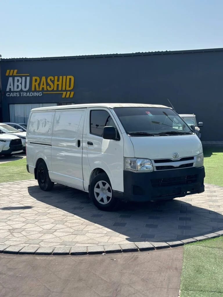 2012 Toyota Hiace photo 5