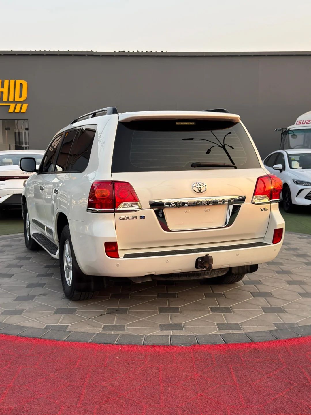 2012 Toyota Land Cruiser photo 4