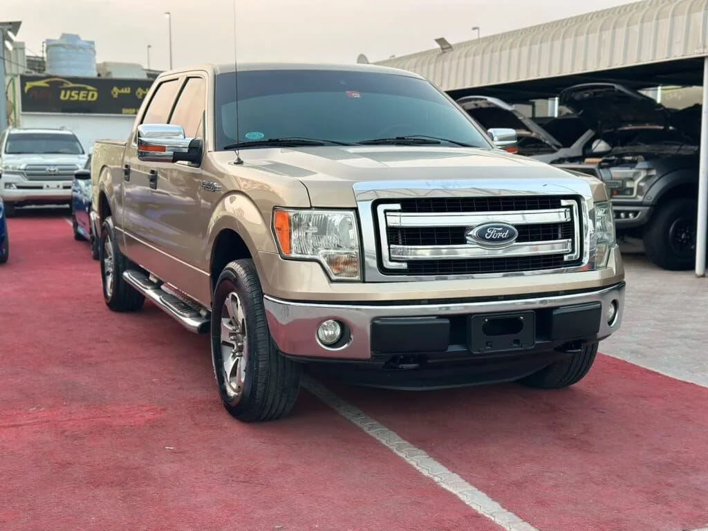 2014 Ford F-150 photo 2
