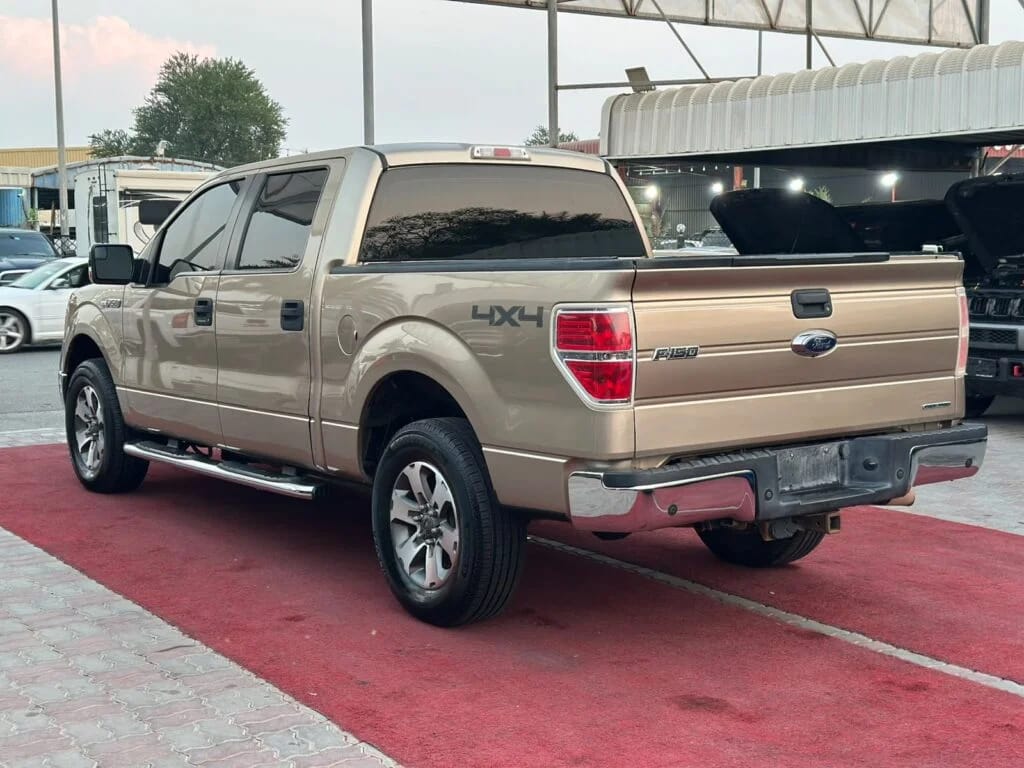 2014 Ford F-150 photo 4