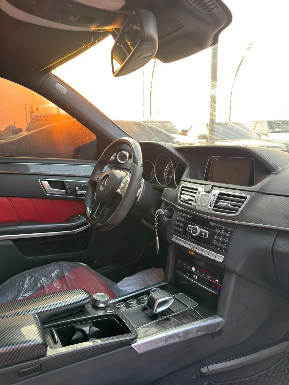 2014 Mercedes-Benz E-Class photo 5