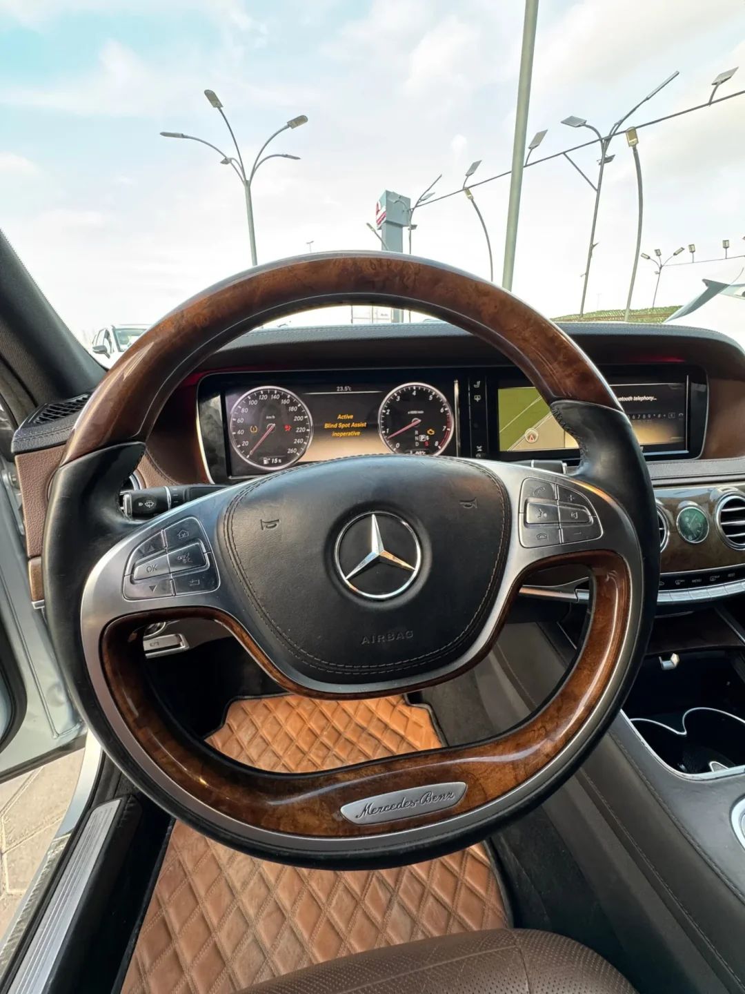 2014 Mercedes-Benz S-Class photo 5