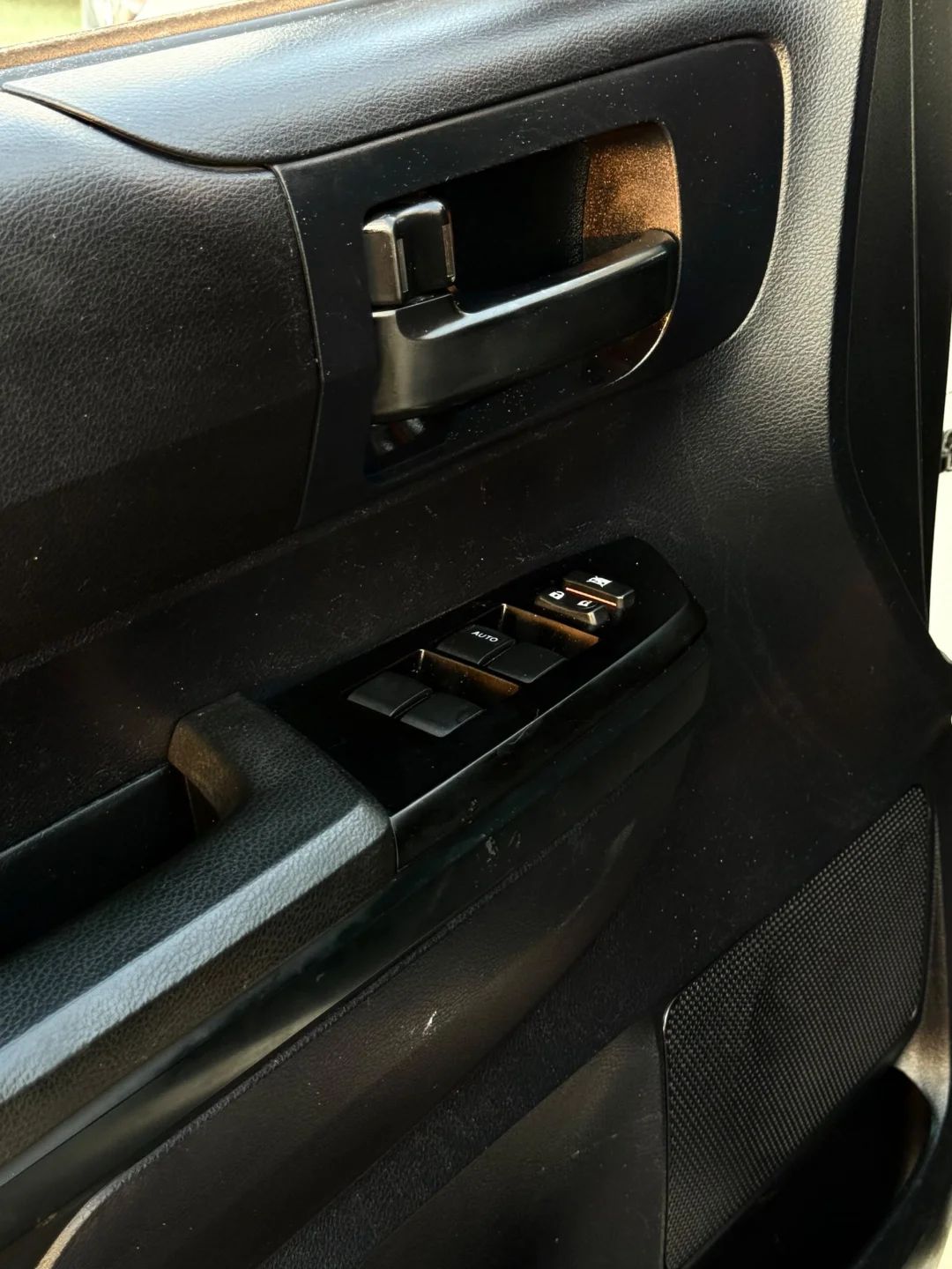 2014 Toyota Tundra photo 5