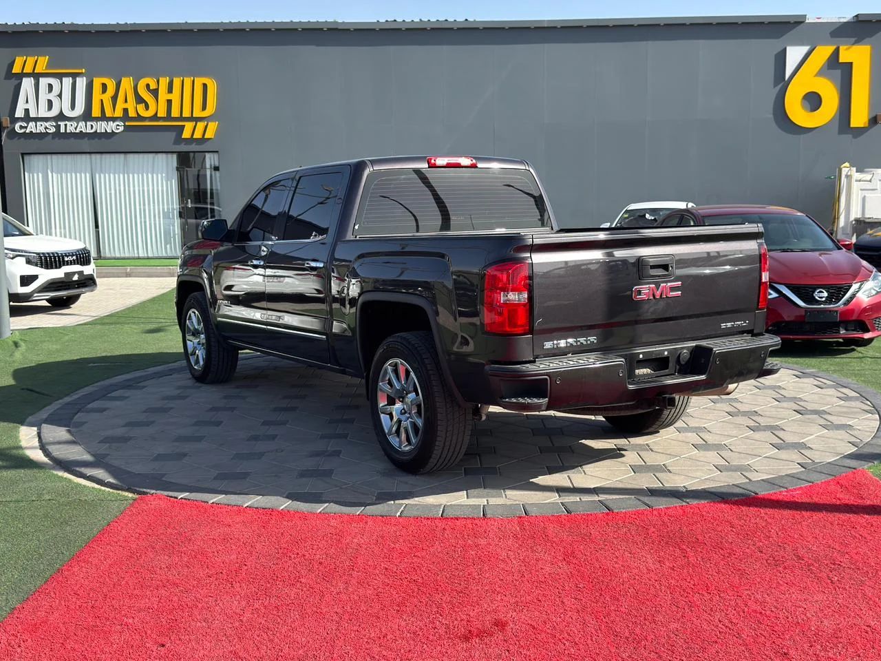 2015 GMC Sierra photo 4