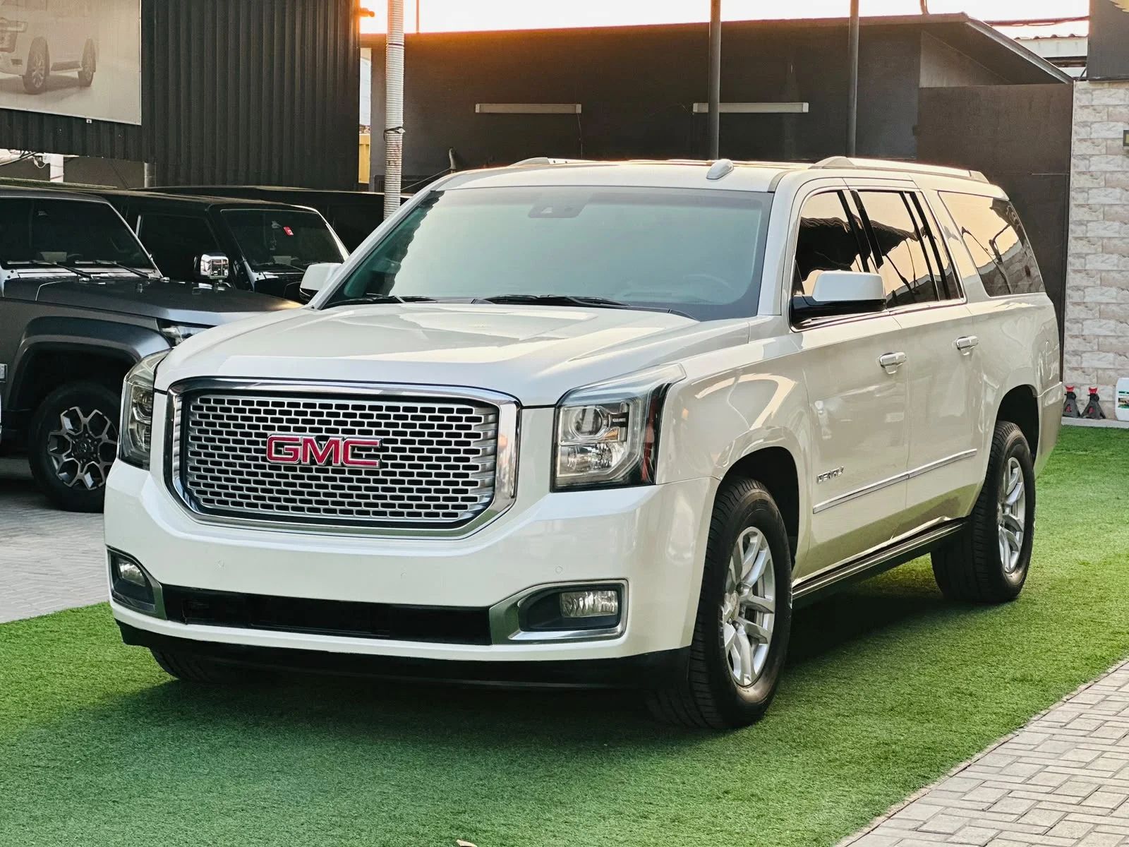 2015 GMC Yukon photo 3