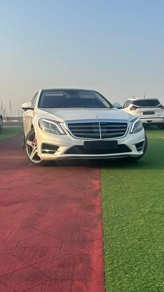 2015 Mercedes-Benz S-Class photo 3