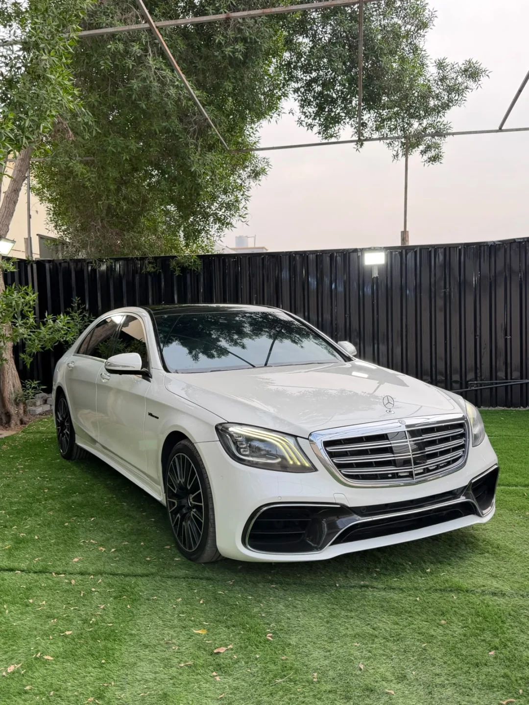 2015 Mercedes-Benz S-Class photo 3