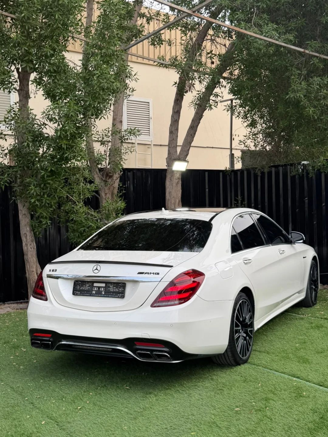 2015 Mercedes-Benz S-Class photo 5