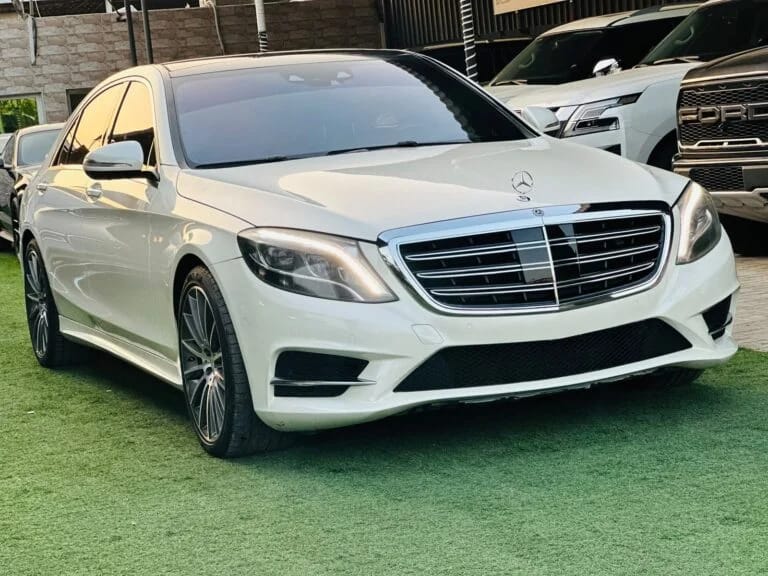 2015 Mercedes-Benz S-Class photo 3