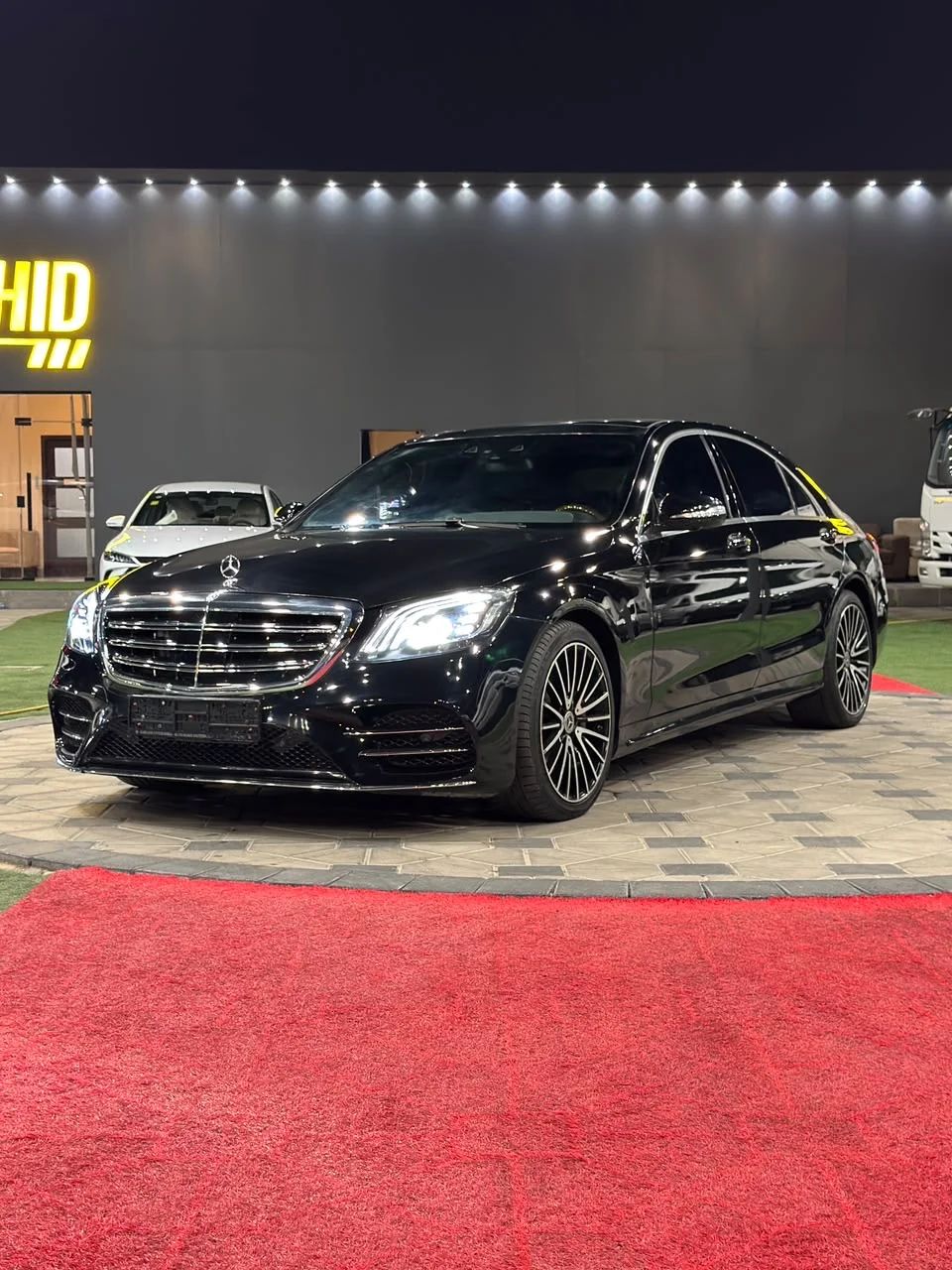 2015 Mercedes-Benz S-Class photo 2