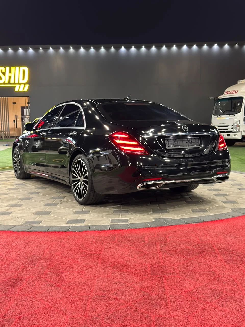 2015 Mercedes-Benz S-Class photo 3