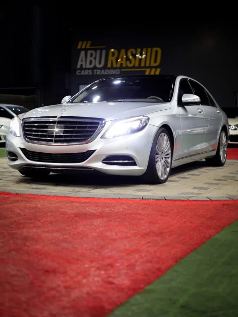 2015 Mercedes-Benz S-Class photo 2