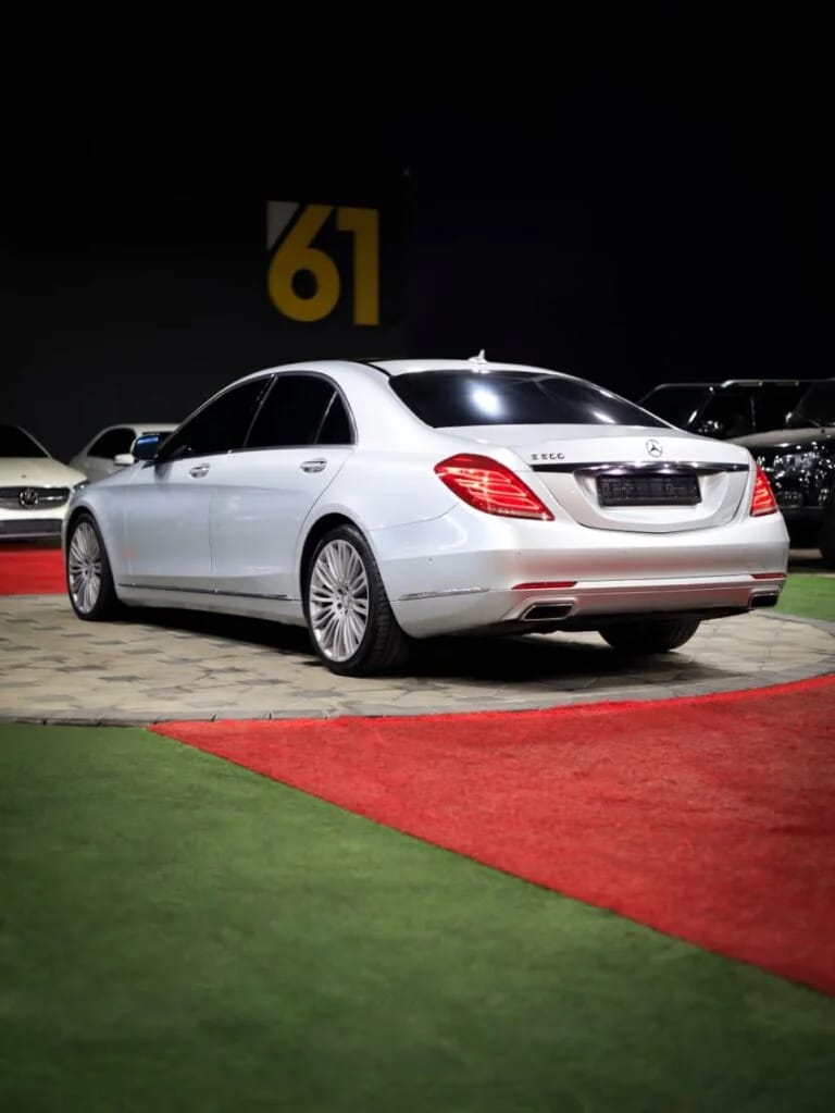 2015 Mercedes-Benz S-Class photo 3