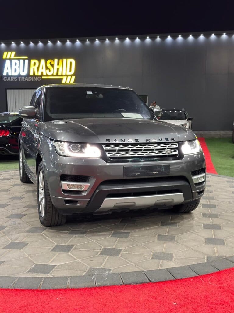 2015 Land Rover Range Rover Sport photo 2