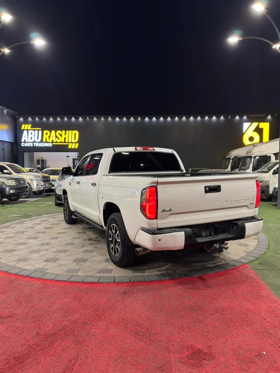 2015 Toyota Tundra photo 4
