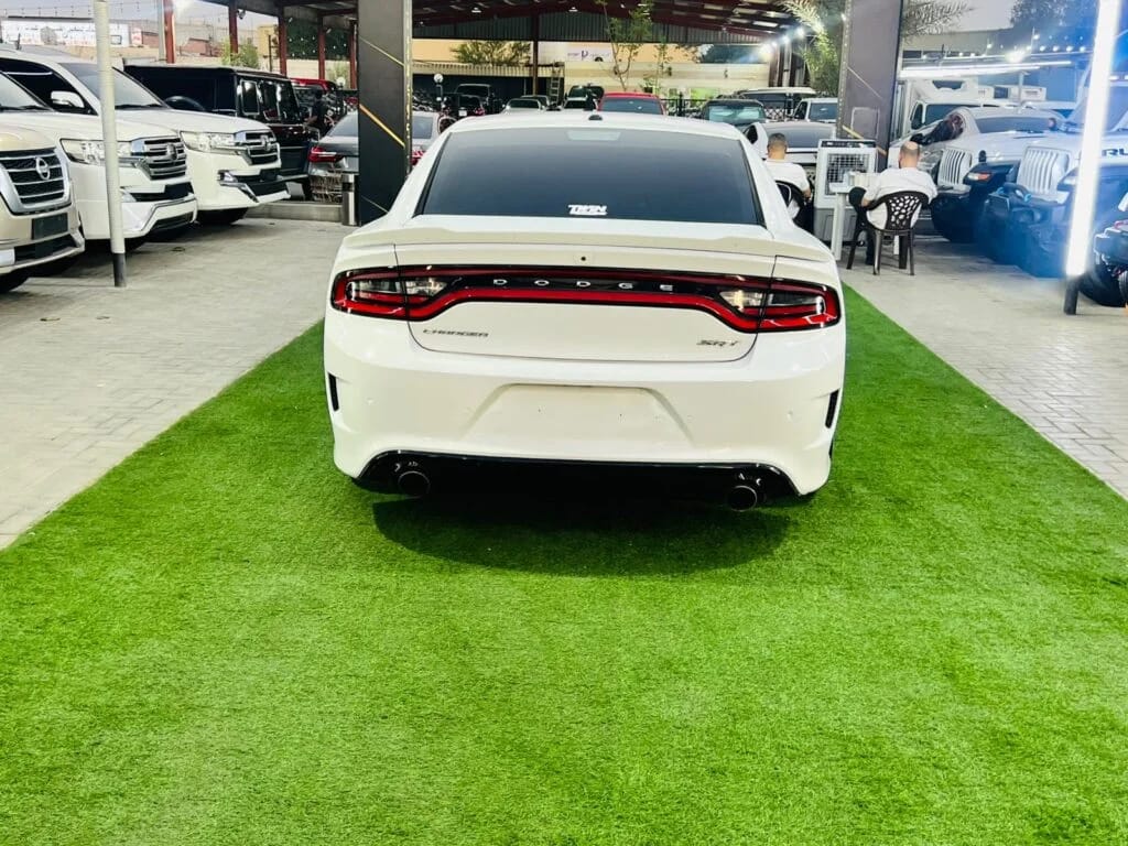2016 Dodge Charger photo 4