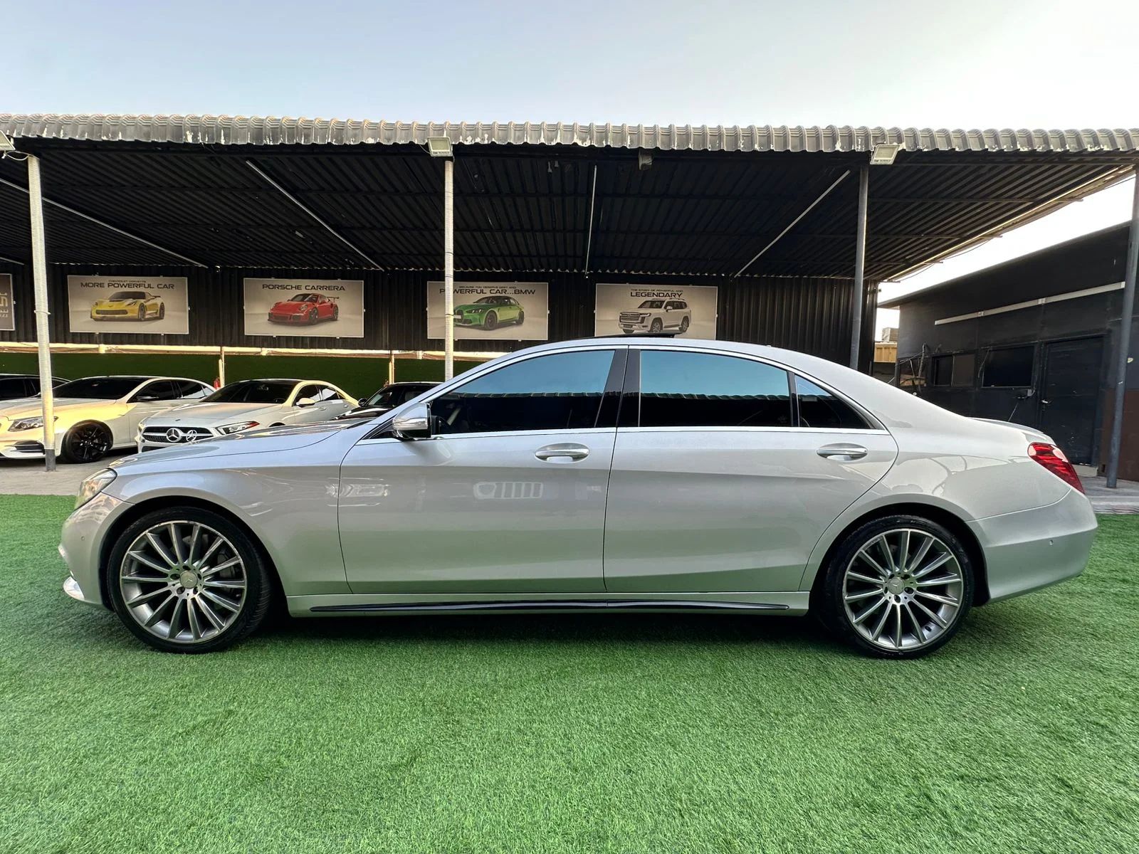2016 Mercedes-Benz S-Class photo 3