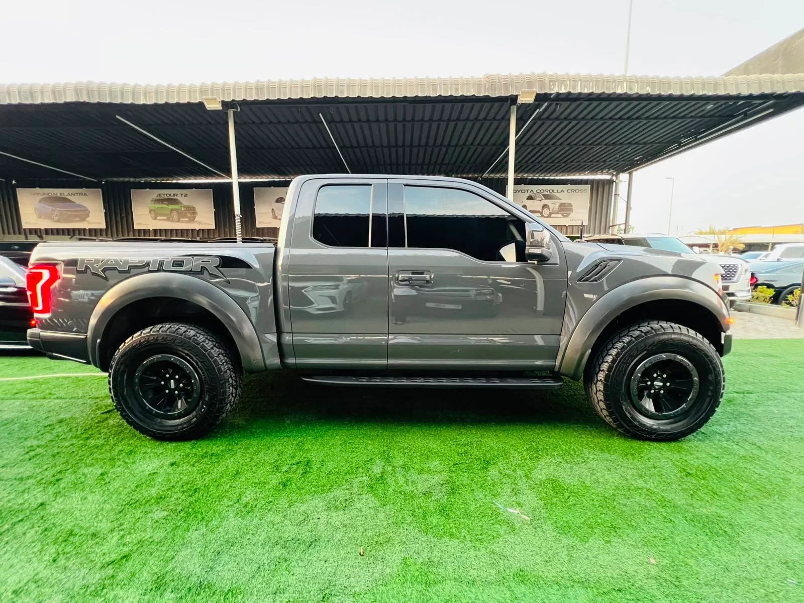 2017 Ford Raptor photo 4