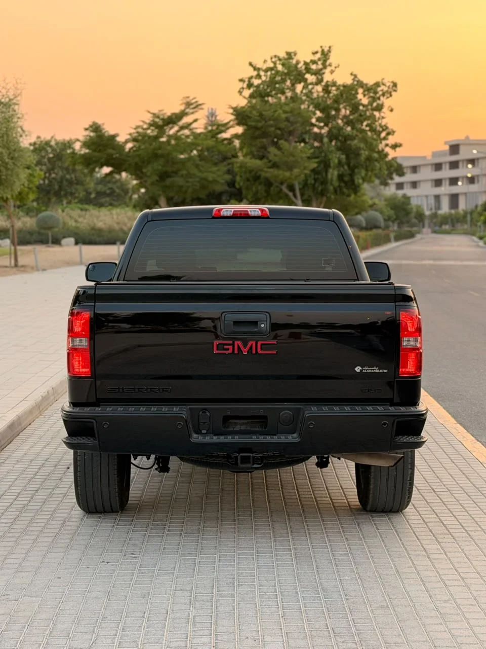 2017 GMC Sierra photo 5