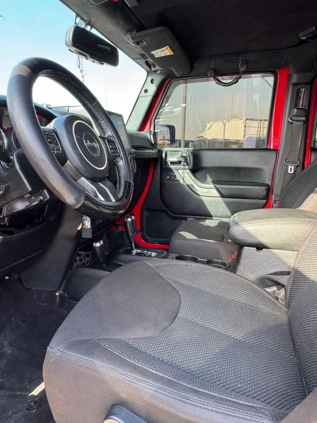 2017 Jeep Wrangler photo 5