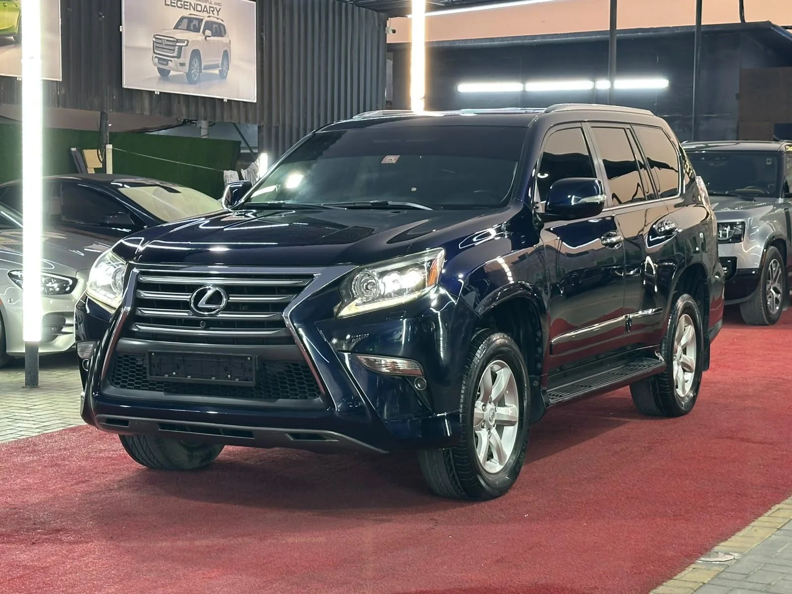 2017 Lexus GX photo 2
