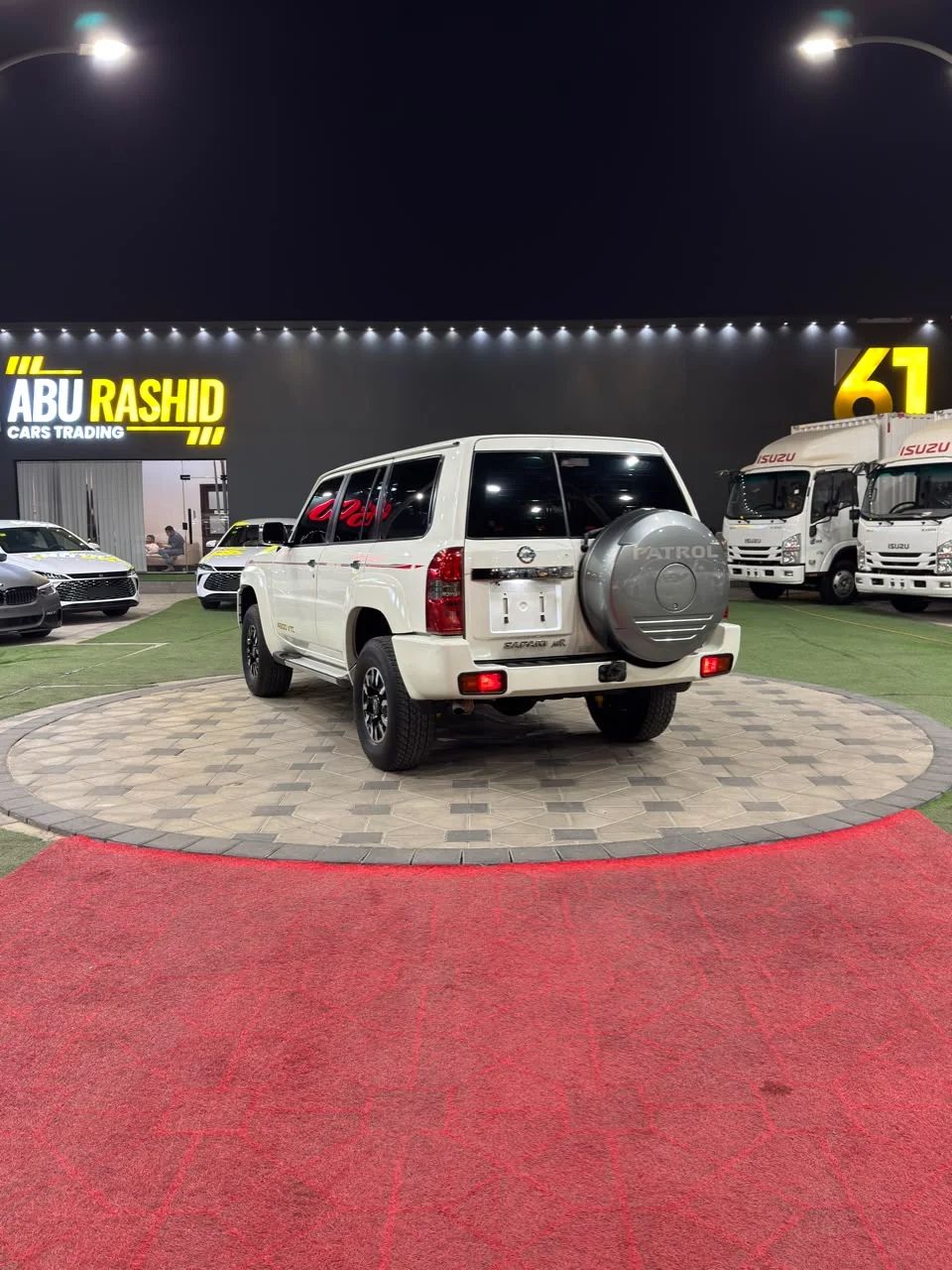 2017 Nissan Patrol photo 3