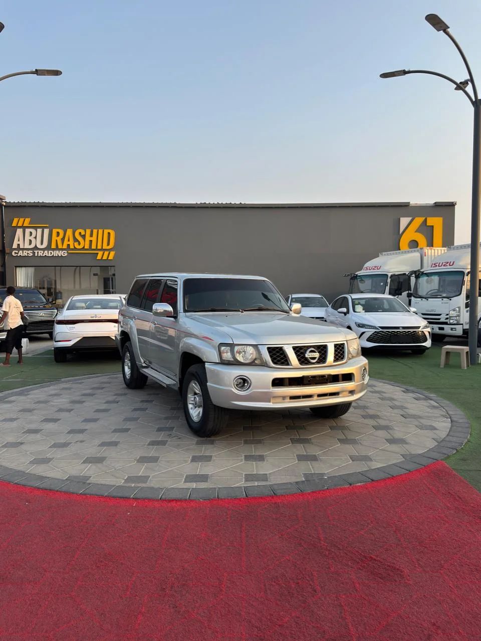 2017 Nissan Patrol Safari photo 2