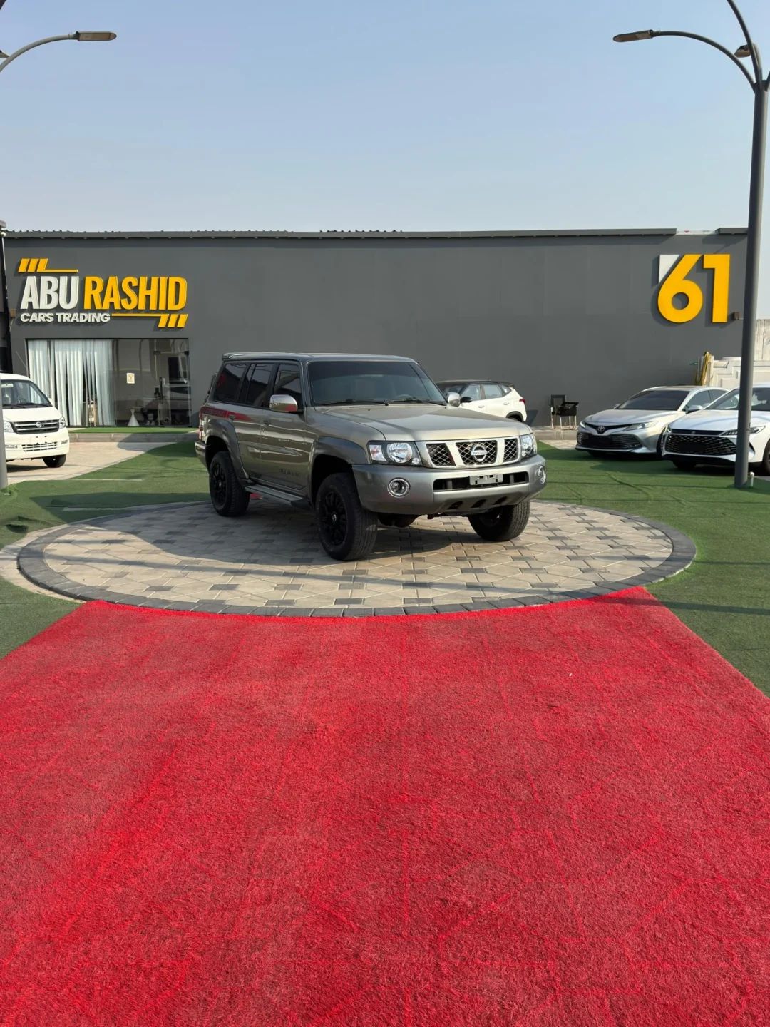 2017 Nissan Patrol photo 3