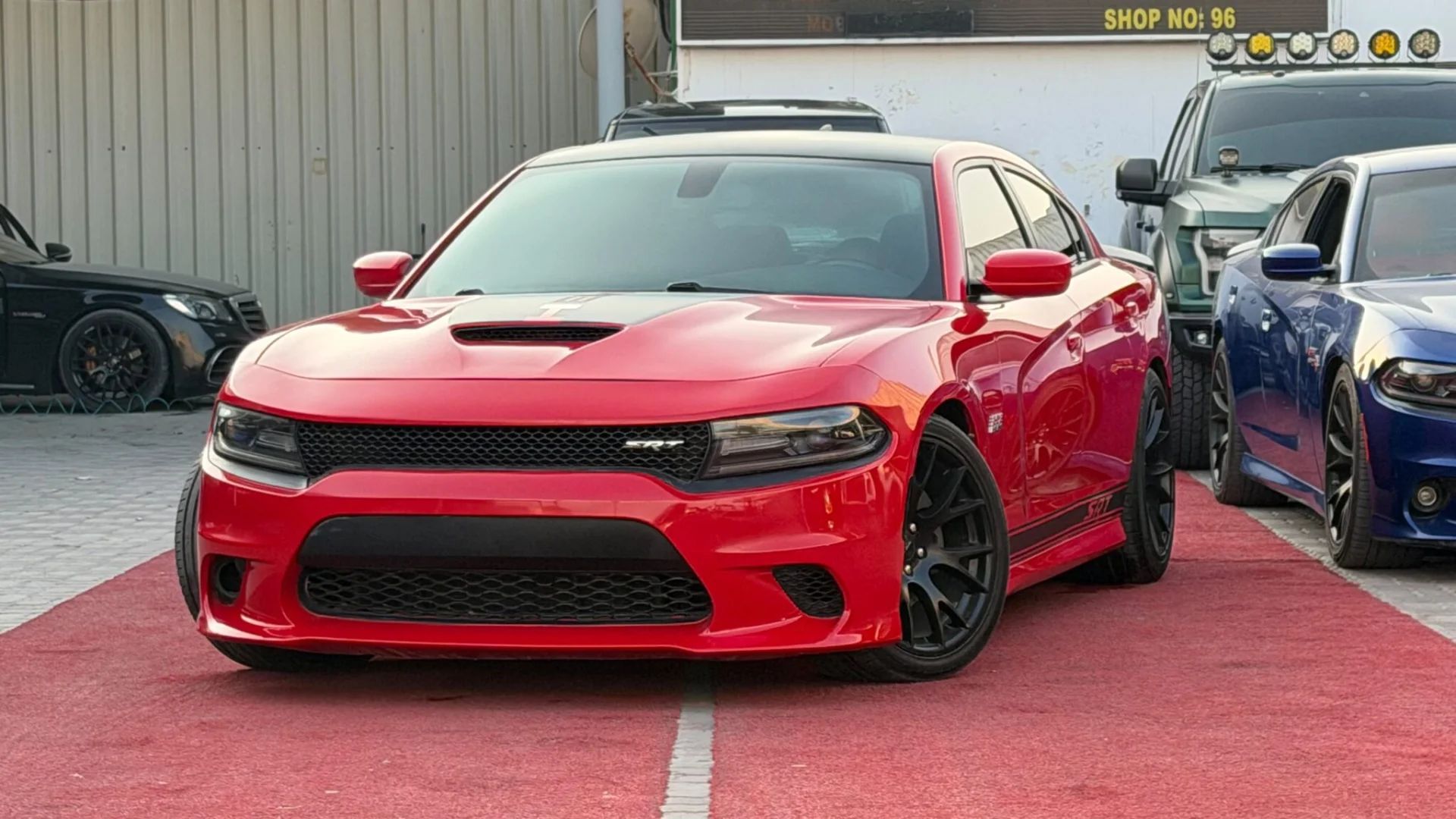 2018 Dodge Charger photo 2
