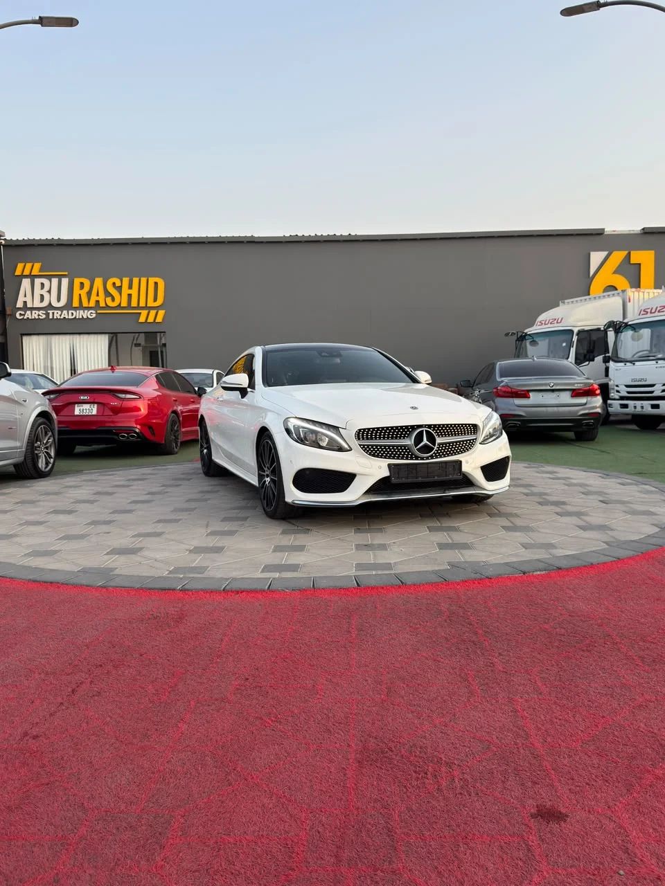 2018 Mercedes-Benz C-Class photo 3
